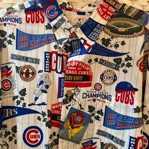chicago Cubs fun short sleeve button down shirt.